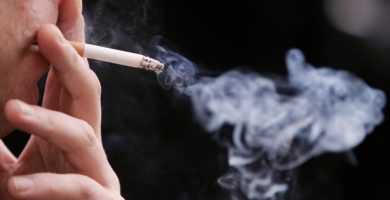 التدخين فيروس كورونا وزارة الصحة الإسبانية