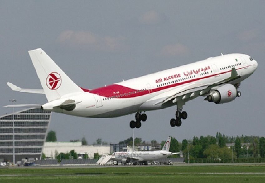 طائرة الخطوط الجوية الجزائرية