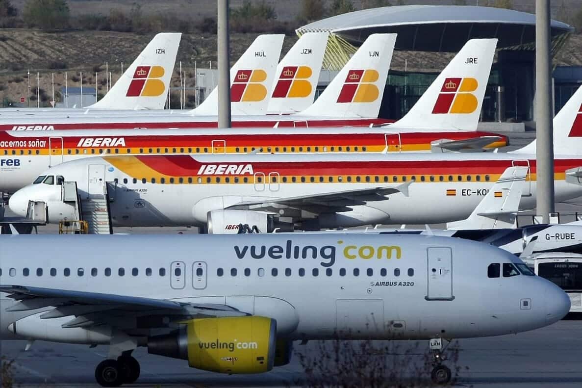 aviones vueling iberia aeropuerto madrid barajas 1580739329313