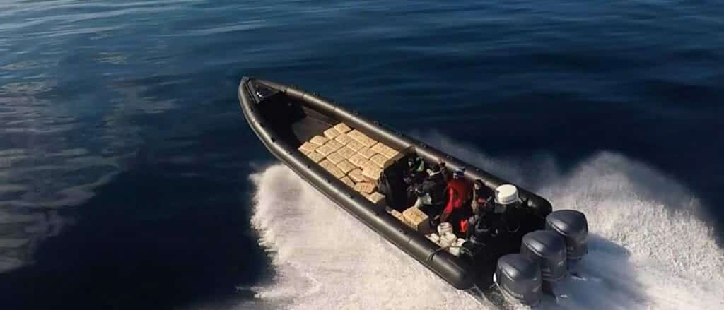 زورق المخدرات