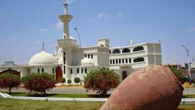 مسجد باب الإسلام في تاكنا
