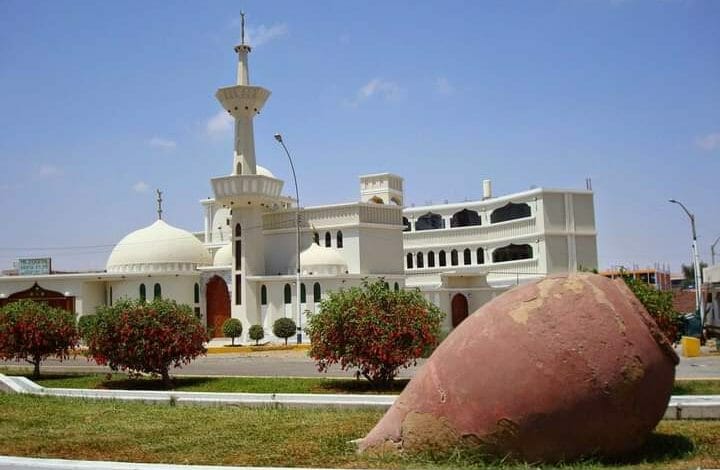 مسجد باب الإسلام في تاكنا