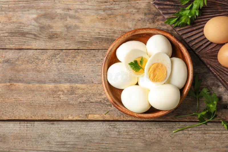 أسهل طريقة لتقشير البيض