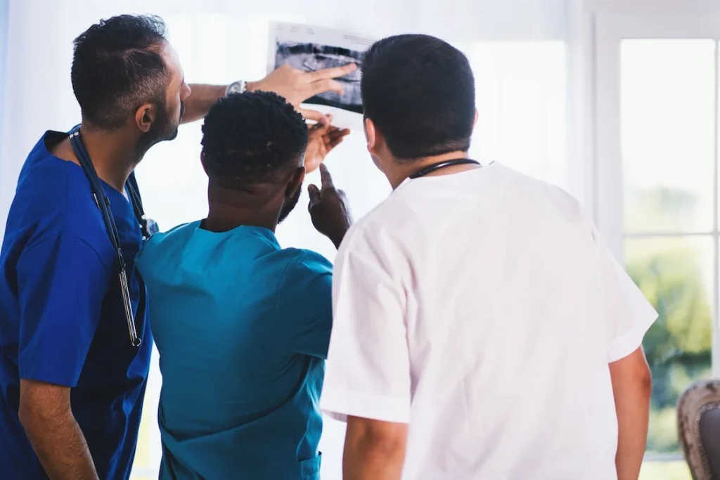 جزر البليار تدفع 20 ألف يورو إضافية سنويا لجذب الأطباء لمستشفيات الإقليم