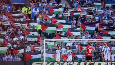 en el reale arena se desplegaron banderas en apoyo a palestina foto laliga