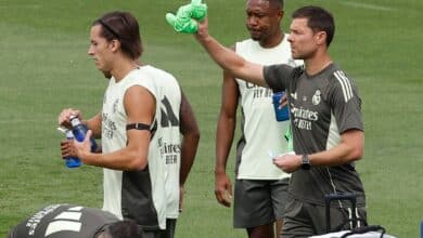 تشابي ألونسو يستعيد عافيته قبل يومين من الكلاسيكو