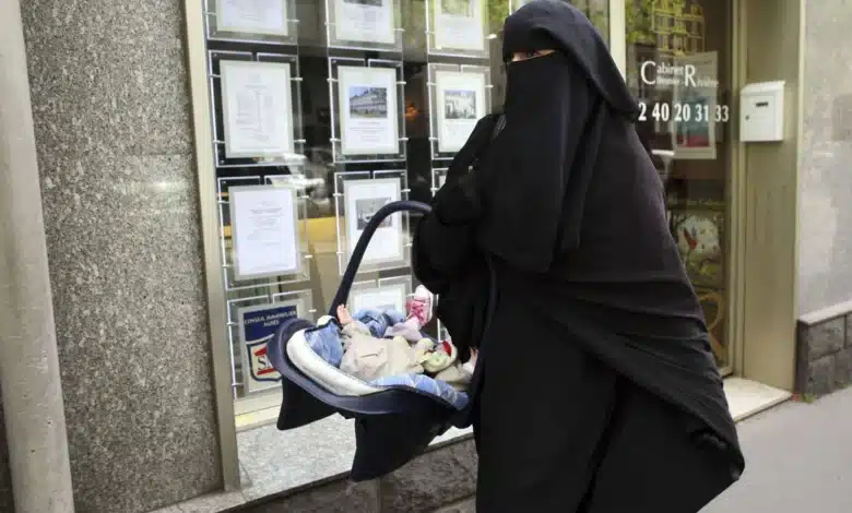 النقاب