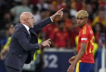 إستبعاد لامين يامال من تشكيلة المنتخب والمشاكل تتفاقم بين نادي برشلونة والاتحاد الإسباني