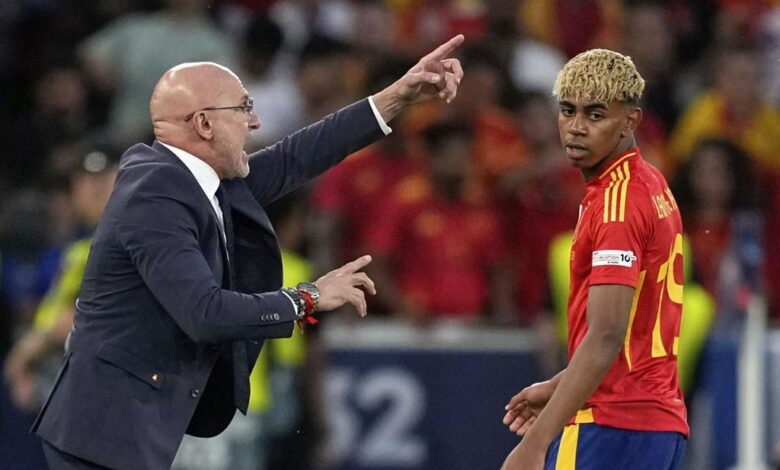 إستبعاد لامين يامال من تشكيلة المنتخب والمشاكل تتفاقم بين نادي برشلونة والاتحاد الإسباني