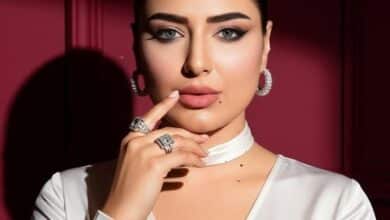 الإعلامية منى العمدة