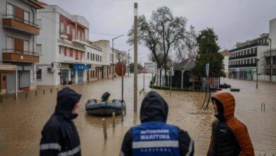 تأهب في إسبانيا والبرتغال مع تسبب عواصف في مزيد من الأضرار
