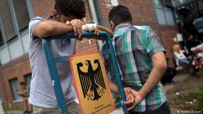 ألمانيا .. هل يحمي العمل من الترحيل؟