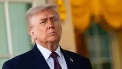 أوروبا تحت رحمة «زر الإيقاف»: تقرير يحذر من قدرة دونالد ترامب على تعطيل أنظمة حيوية في 23 دولة