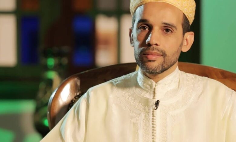 الإمام المغربي رشيد بوطربوش