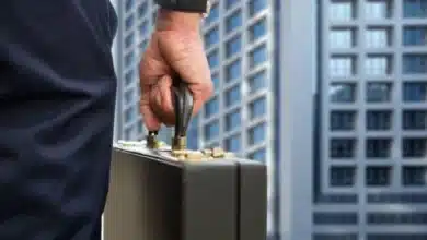 تحذير: ضريبة 600 يورو على من يسافرون بهذا المبلغ نقدا في إسبانيا
